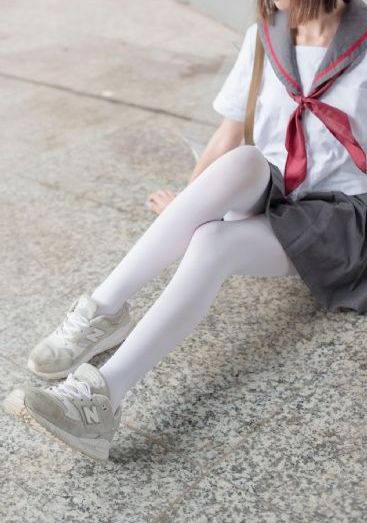 师尊被迫张腿承欢男男h图