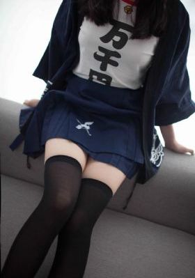 女职员