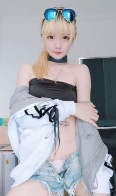 一代女皇艳史79分钟三级