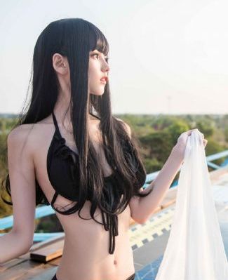 迷人服务员bd高清