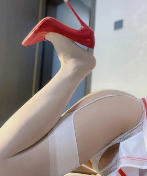 邻居家的阿奈特小姐