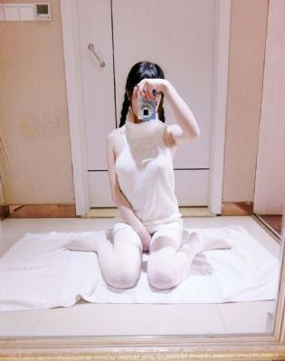 一边亲一面摸下奶53分钟