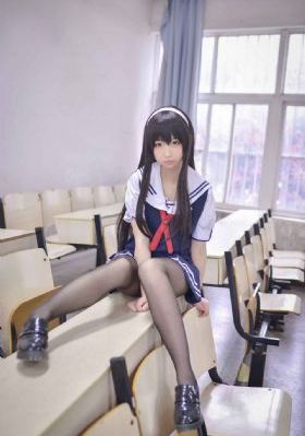 娇小亚洲人被黑人