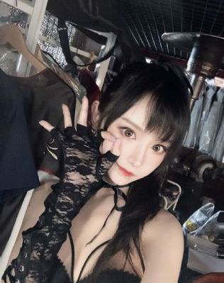 穿成极品老妇之后只想当咸鱼结局